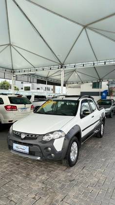 FIAT STRADA 1.8 MPI ADVENTURE CD 16V FLEX 2P MANUAL FIAT STRADA 1.8 MPI ADVENTURE CD 16V FLEX 2P MANUAL